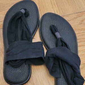 Sanuk Yoga Sling Sandal, Women's size 7, Black